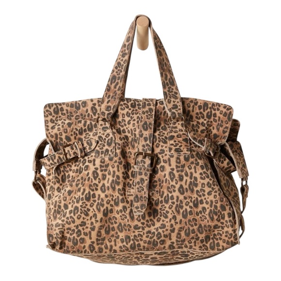 Free People Wild Thing Leopard Tote NWT - Picture 3 of 5